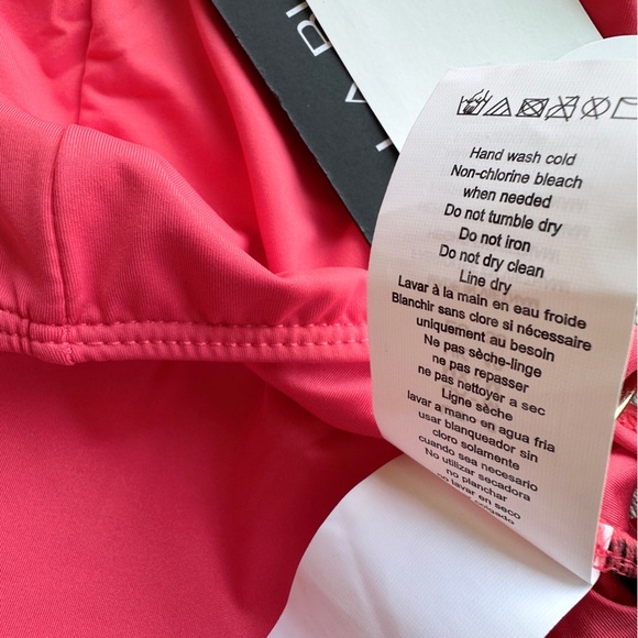 La Blanca | Island Goddess One Piece Swimsuit | Rouched Coral Scoop Neck - Picture 4 of 7